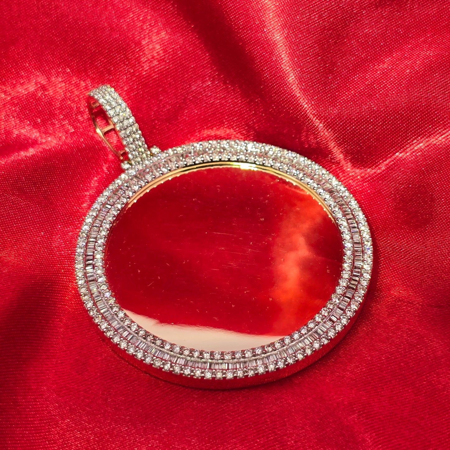 10k Yellow Gold Diamond Round Memory Pendant 3.79 ctw