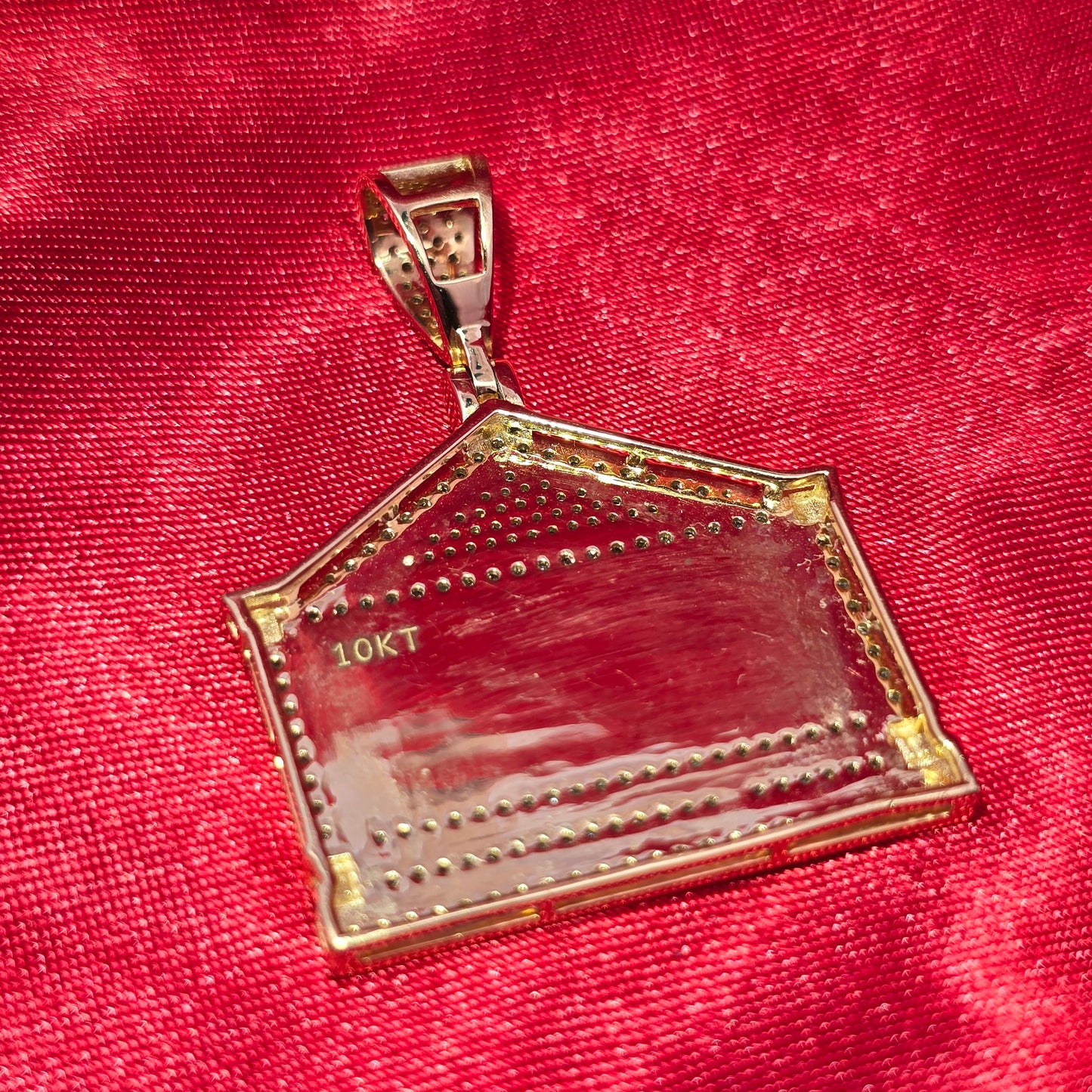 10k Last Supper Pendant with Diamond Detailing 1.25ctw Diamond