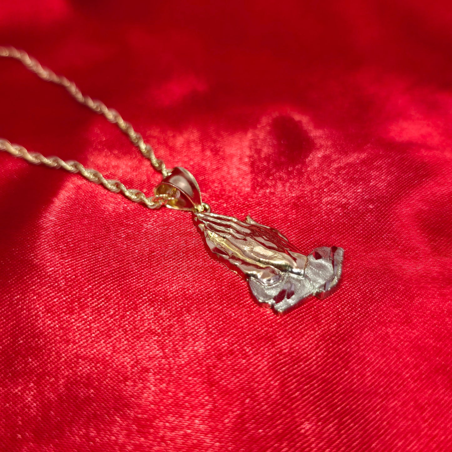 10K Two Tone Gold Praying Hands Pendant with 10K Rope Chain 20"