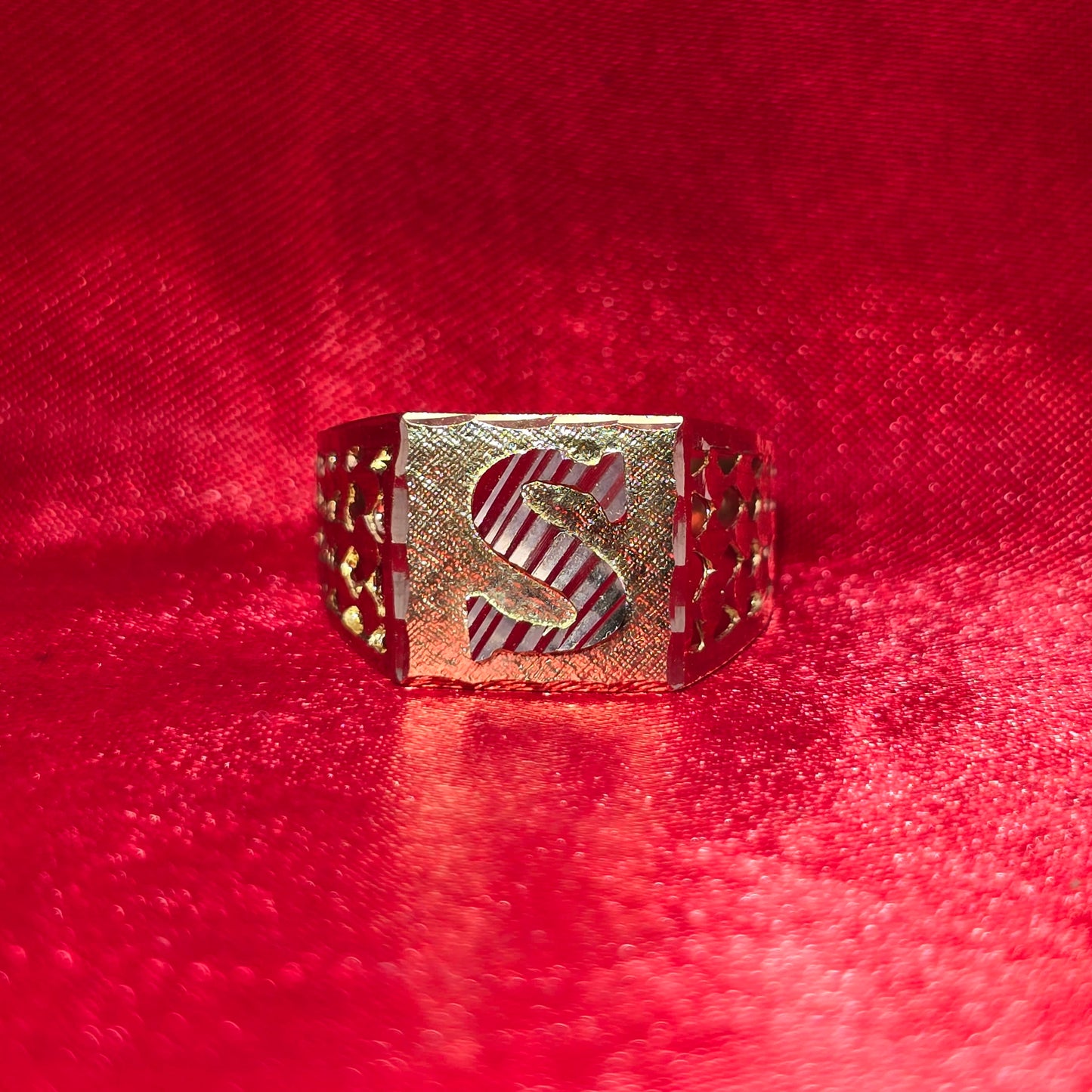 10K Mens Initial "S" Gold RIng