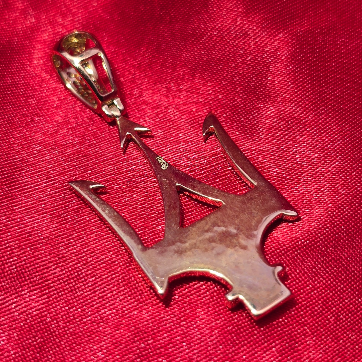 10k Yellow Gold Diamond Maserati Car Pendant 1.50 ctw