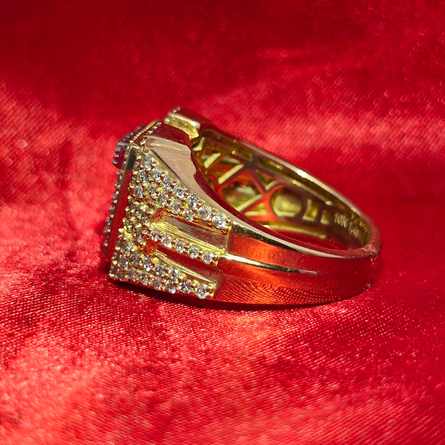 "T" Initial Ring 1.49 ctw Diamond 10K Yellow Gold