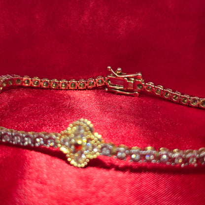 Women's Diamond Clover Tennis Bracelet 2.40 ctw 10K Yellow Gold