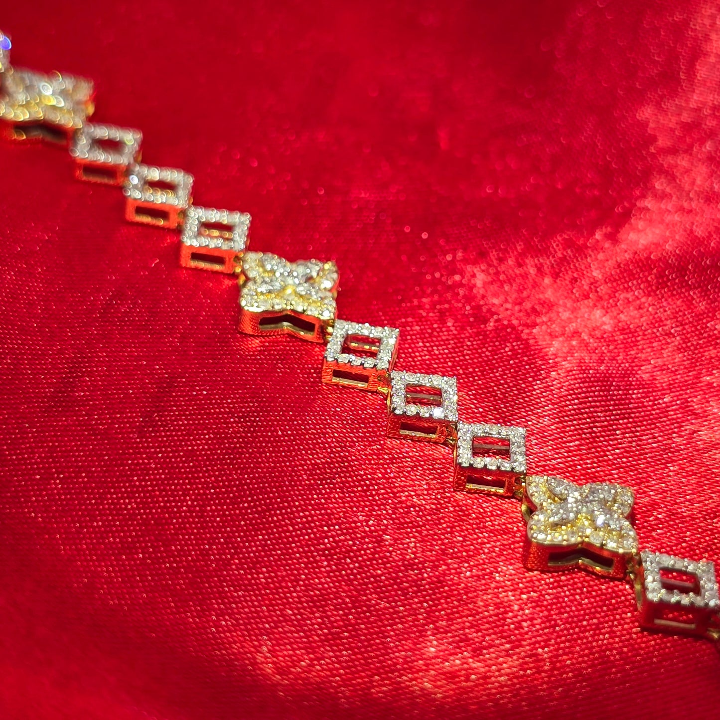 10K Gold Women's Clover Diamond Link Bracelet 1.45ctw