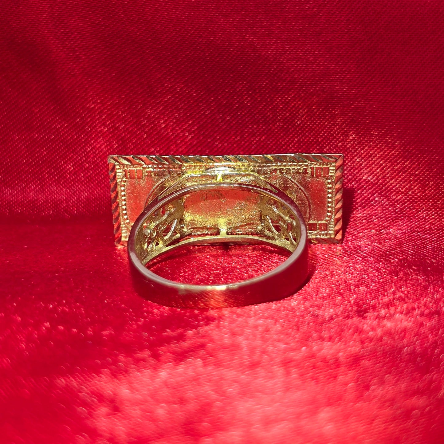 10K Gold Hundered Dollar Bill Ring