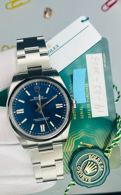 41mm Oyster Perpetual
Stainless steel - Blue dial
All original - Full bracelet - unworn - original box, card, Green hang tag, white hang tag
